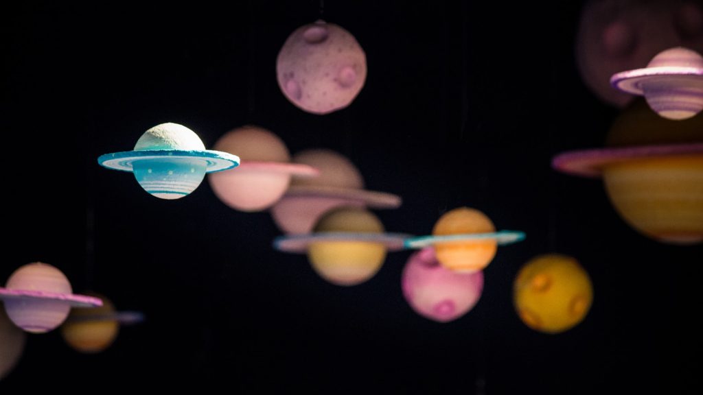 Odhod v vesolje: Presenetljive stvari, ki so jih astronavti s sabo